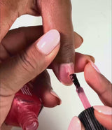 Video showing the shimmering powder effect