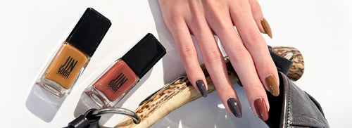 Manicure with earthy tones