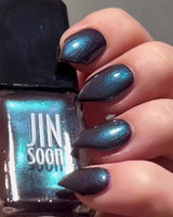 Vintage Dusties showing Uma nail polish