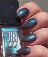 Vintage Dusties showing Uma nail polish